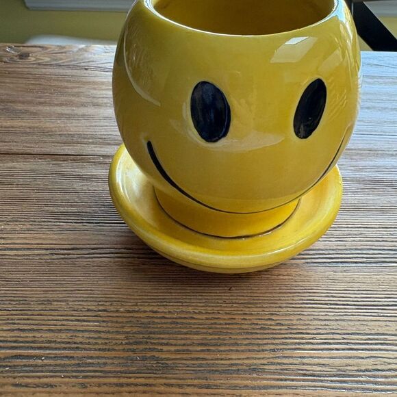 Mccoy 0386 Rare Vintage 1970’s Bright Yellow Smiley Ceramic Planter - Picture 10 of 15